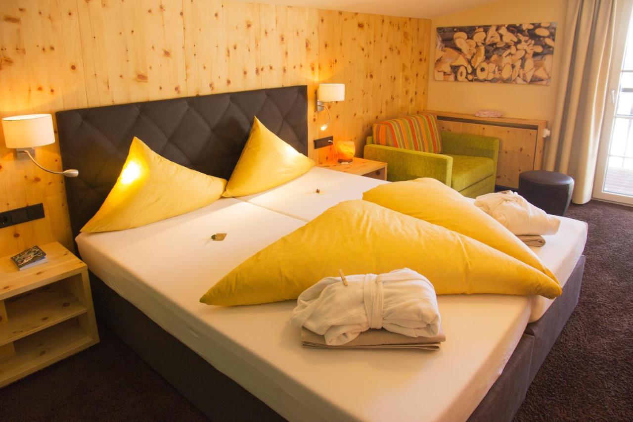 Wohlfuehlhotel Hubertushof ชตูเบิน อัม อาลแบร์ก ภายนอก รูปภาพ