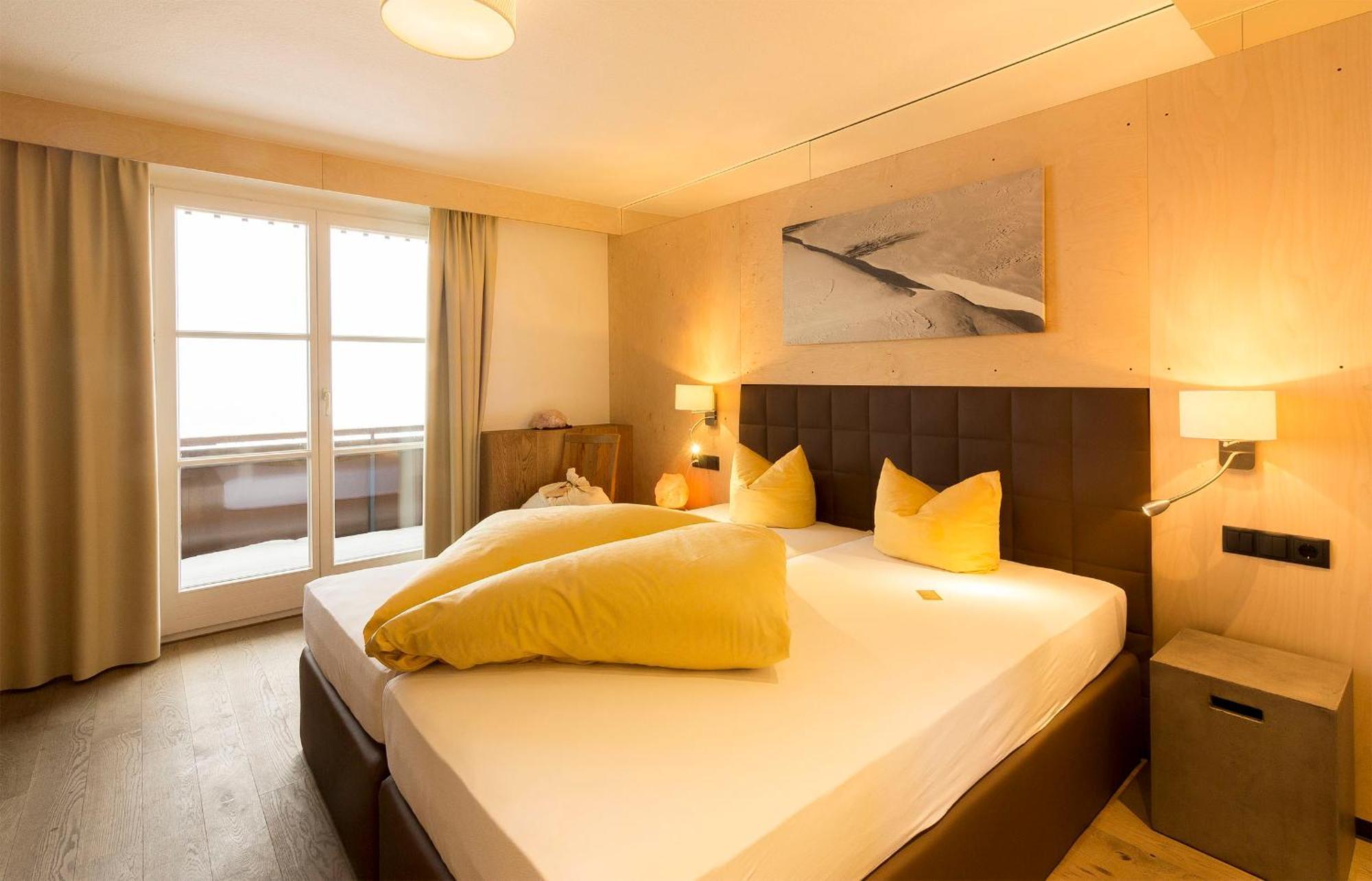 Wohlfuehlhotel Hubertushof ชตูเบิน อัม อาลแบร์ก ภายนอก รูปภาพ